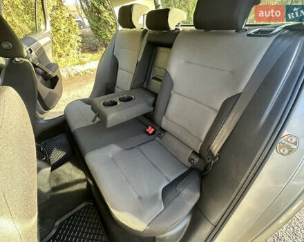 Серый Фольксваген e-Golf, объемом двигателя 0 л и пробегом 60 тыс. км за 9463 $, фото 12 на Automoto.ua