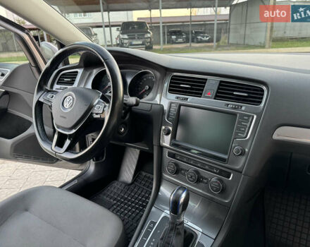 Сірий Фольксваген e-Golf, об'ємом двигуна 0 л та пробігом 106 тис. км за 10000 $, фото 31 на Automoto.ua