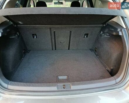 Серый Фольксваген e-Golf, объемом двигателя 0 л и пробегом 136 тыс. км за 7750 $, фото 4 на Automoto.ua