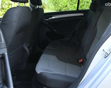 Серый Фольксваген e-Golf, объемом двигателя 0 л и пробегом 173 тыс. км за 9300 $, фото 22 на Automoto.ua