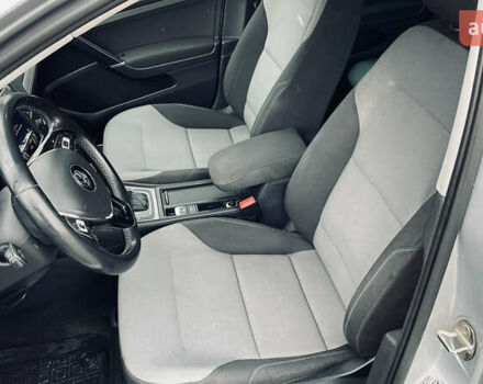 Сірий Фольксваген e-Golf, об'ємом двигуна 0 л та пробігом 166 тис. км за 8200 $, фото 16 на Automoto.ua