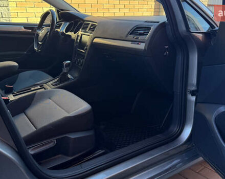 Серый Фольксваген e-Golf, объемом двигателя 0 л и пробегом 133 тыс. км за 8400 $, фото 16 на Automoto.ua