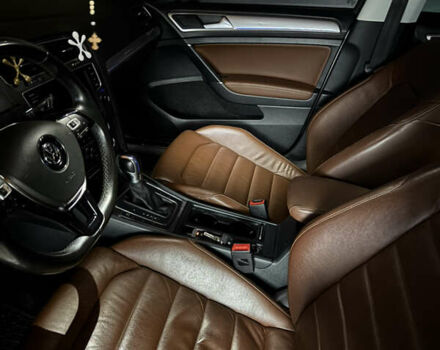 Серый Фольксваген e-Golf, объемом двигателя 0 л и пробегом 129 тыс. км за 10300 $, фото 10 на Automoto.ua