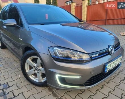 Сірий Фольксваген e-Golf, об'ємом двигуна 0 л та пробігом 154 тис. км за 9300 $, фото 8 на Automoto.ua