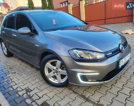 Сірий Фольксваген e-Golf, об'ємом двигуна 0 л та пробігом 154 тис. км за 9300 $, фото 7 на Automoto.ua