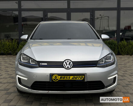 Серый Фольксваген e-Golf, объемом двигателя 24 л и пробегом 128 тыс. км за 10500 $, фото 1 на Automoto.ua