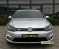 Серый Фольксваген e-Golf, объемом двигателя 24 л и пробегом 128 тыс. км за 10500 $, фото 1 на Automoto.ua