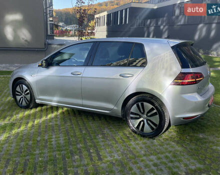 Серый Фольксваген e-Golf, объемом двигателя 0 л и пробегом 98 тыс. км за 8775 $, фото 8 на Automoto.ua