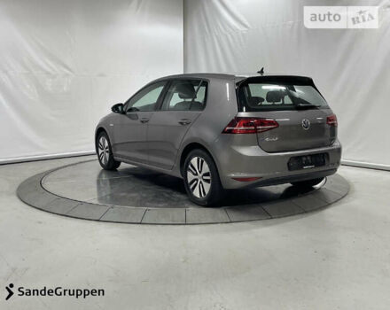 Серый Фольксваген e-Golf, объемом двигателя 0 л и пробегом 105 тыс. км за 9333 $, фото 29 на Automoto.ua