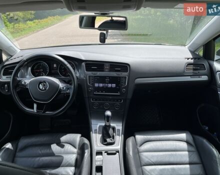Серый Фольксваген e-Golf, объемом двигателя 0 л и пробегом 128 тыс. км за 9500 $, фото 4 на Automoto.ua
