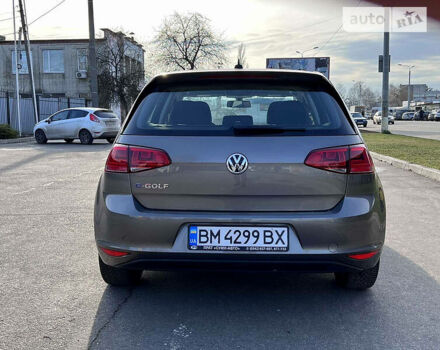 Серый Фольксваген e-Golf, объемом двигателя 0 л и пробегом 83 тыс. км за 15900 $, фото 5 на Automoto.ua