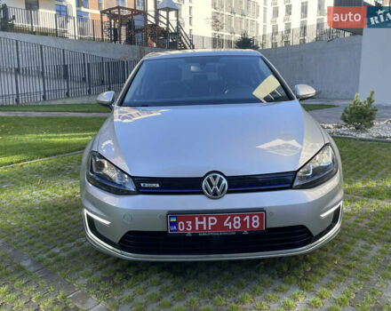 Серый Фольксваген e-Golf, объемом двигателя 0 л и пробегом 98 тыс. км за 8750 $, фото 11 на Automoto.ua