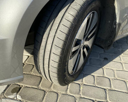 Сірий Фольксваген e-Golf, об'ємом двигуна 0 л та пробігом 121 тис. км за 10200 $, фото 6 на Automoto.ua