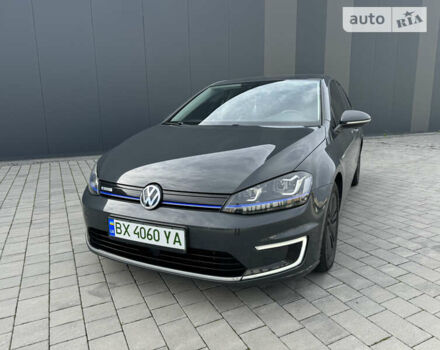 Сірий Фольксваген e-Golf, об'ємом двигуна 0 л та пробігом 121 тис. км за 9000 $, фото 17 на Automoto.ua