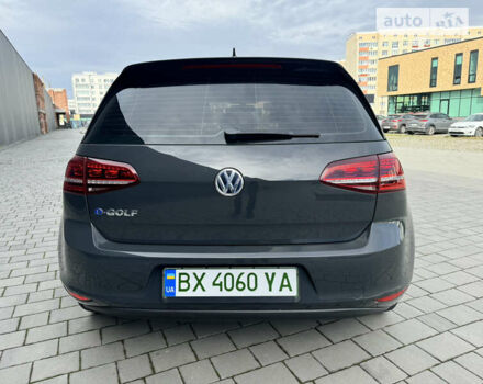 Сірий Фольксваген e-Golf, об'ємом двигуна 0 л та пробігом 121 тис. км за 9000 $, фото 15 на Automoto.ua