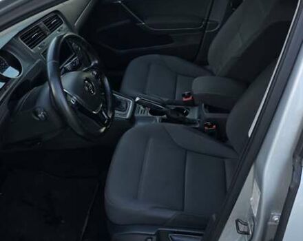 Серый Фольксваген e-Golf, объемом двигателя 1.97 л и пробегом 146 тыс. км за 13500 $, фото 17 на Automoto.ua