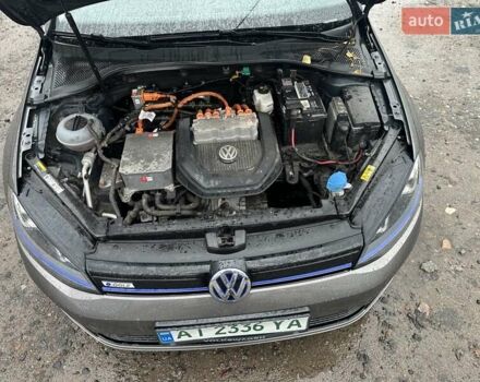 Сірий Фольксваген e-Golf, об'ємом двигуна 0 л та пробігом 167 тис. км за 9600 $, фото 10 на Automoto.ua