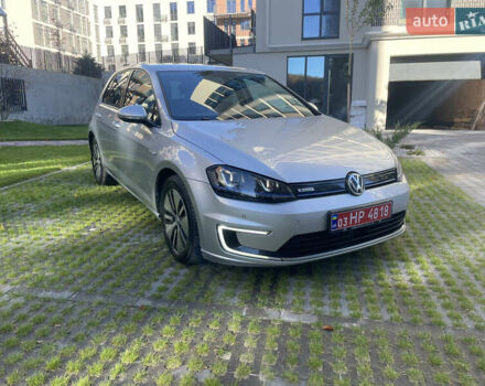 Серый Фольксваген e-Golf, объемом двигателя 0 л и пробегом 98 тыс. км за 8750 $, фото 12 на Automoto.ua