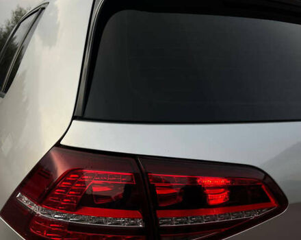 Серый Фольксваген e-Golf, объемом двигателя 0 л и пробегом 130 тыс. км за 8999 $, фото 15 на Automoto.ua