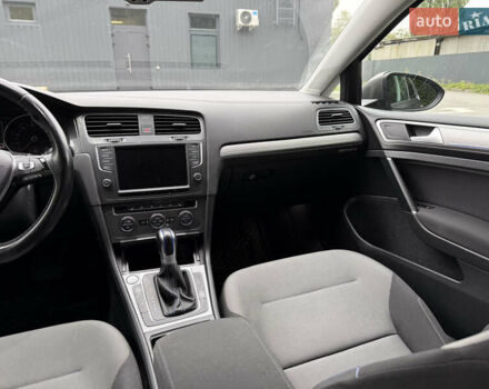 Серый Фольксваген e-Golf, объемом двигателя 0 л и пробегом 116 тыс. км за 8200 $, фото 12 на Automoto.ua