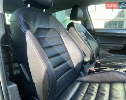 Серый Фольксваген e-Golf, объемом двигателя 0 л и пробегом 98 тыс. км за 8750 $, фото 37 на Automoto.ua