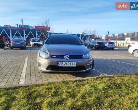 Серый Фольксваген e-Golf, объемом двигателя 0 л и пробегом 134 тыс. км за 9400 $, фото 8 на Automoto.ua