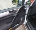 Серый Фольксваген e-Golf, объемом двигателя 0 л и пробегом 140 тыс. км за 10200 $, фото 13 на Automoto.ua
