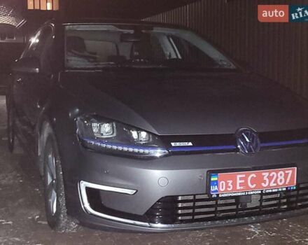 Серый Фольксваген e-Golf, объемом двигателя 0 л и пробегом 128 тыс. км за 8650 $, фото 1 на Automoto.ua