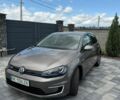Серый Фольксваген e-Golf, объемом двигателя 0 л и пробегом 128 тыс. км за 8600 $, фото 4 на Automoto.ua