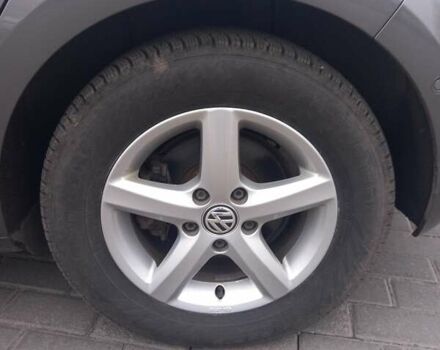 Серый Фольксваген e-Golf, объемом двигателя 0 л и пробегом 97 тыс. км за 10300 $, фото 9 на Automoto.ua