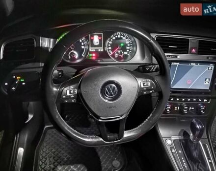 Серый Фольксваген e-Golf, объемом двигателя 0 л и пробегом 162 тыс. км за 8499 $, фото 27 на Automoto.ua