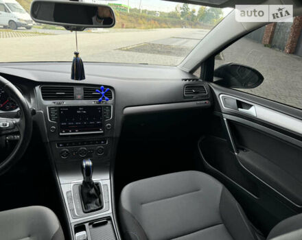 Сірий Фольксваген e-Golf, об'ємом двигуна 0 л та пробігом 121 тис. км за 9000 $, фото 28 на Automoto.ua