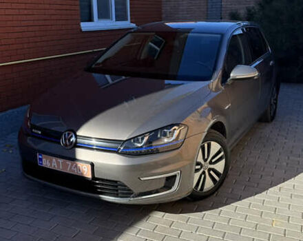 Серый Фольксваген e-Golf, объемом двигателя 0 л и пробегом 133 тыс. км за 8400 $, фото 3 на Automoto.ua