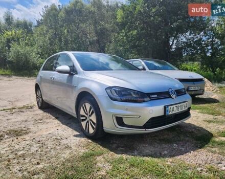 Серый Фольксваген e-Golf, объемом двигателя 0 л и пробегом 140 тыс. км за 11000 $, фото 2 на Automoto.ua