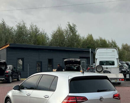 Серый Фольксваген e-Golf, объемом двигателя 0 л и пробегом 130 тыс. км за 8999 $, фото 4 на Automoto.ua