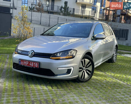 Серый Фольксваген e-Golf, объемом двигателя 0 л и пробегом 98 тыс. км за 8750 $, фото 1 на Automoto.ua