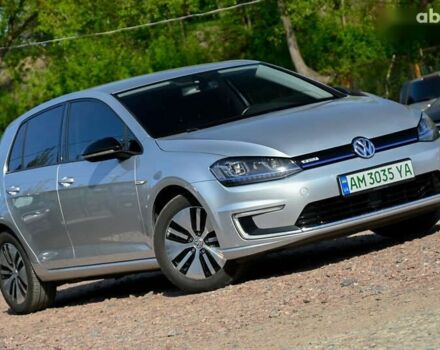 Серый Фольксваген e-Golf, объемом двигателя 0 л и пробегом 173 тыс. км за 9300 $, фото 1 на Automoto.ua