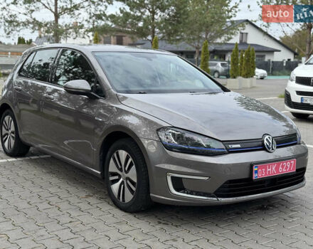 Серый Фольксваген e-Golf, объемом двигателя 0 л и пробегом 99 тыс. км за 9490 $, фото 3 на Automoto.ua