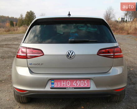 Серый Фольксваген e-Golf, объемом двигателя 0 л и пробегом 162 тыс. км за 8499 $, фото 45 на Automoto.ua