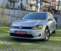 Серый Фольксваген e-Golf, объемом двигателя 0 л и пробегом 98 тыс. км за 8750 $, фото 3 на Automoto.ua