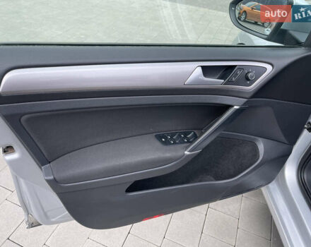 Сірий Фольксваген e-Golf, об'ємом двигуна 0 л та пробігом 134 тис. км за 8900 $, фото 17 на Automoto.ua