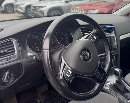 Серый Фольксваген e-Golf, объемом двигателя 0 л и пробегом 97 тыс. км за 10300 $, фото 13 на Automoto.ua