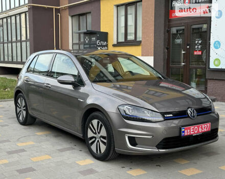 Сірий Фольксваген e-Golf, об'ємом двигуна 0 л та пробігом 105 тис. км за 9333 $, фото 7 на Automoto.ua