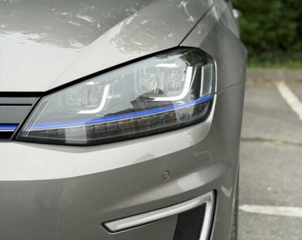 Серый Фольксваген e-Golf, объемом двигателя 0 л и пробегом 116 тыс. км за 8200 $, фото 5 на Automoto.ua