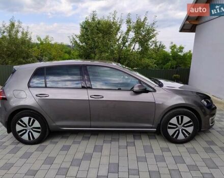 Серый Фольксваген e-Golf, объемом двигателя 0 л и пробегом 135 тыс. км за 8999 $, фото 15 на Automoto.ua