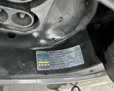 Сірий Фольксваген e-Golf, об'ємом двигуна 0 л та пробігом 141 тис. км за 9799 $, фото 17 на Automoto.ua