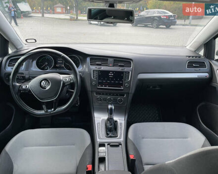 Фольксваген e-Golf 2015 в Кропивницком (Кировограде) на Automoto.ua Серый Фольксваген e-Golf, объемом двигателя 0 л и пробегом 131 тыс. км за 8800 $, фото 10 на Automoto.ua