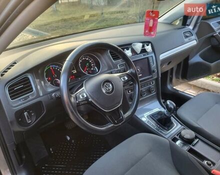 Сірий Фольксваген e-Golf, об'ємом двигуна 0 л та пробігом 154 тис. км за 9300 $, фото 100 на Automoto.ua