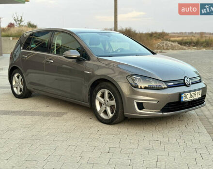 Сірий Фольксваген e-Golf, об'ємом двигуна 0 л та пробігом 106 тис. км за 10000 $, фото 9 на Automoto.ua
