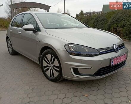 Серый Фольксваген e-Golf, объемом двигателя 0 л и пробегом 162 тыс. км за 8499 $, фото 2 на Automoto.ua